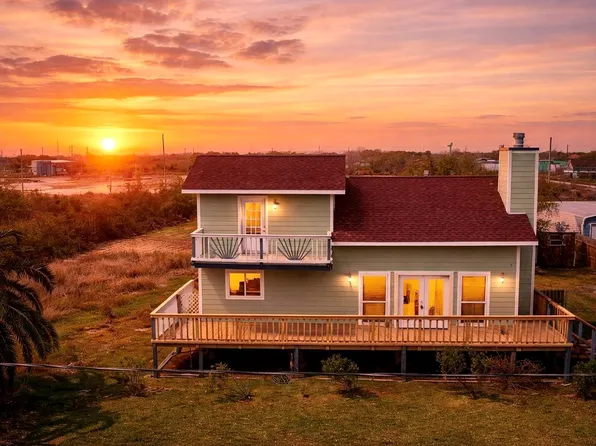 710 6th St, San Leon, TX 77539