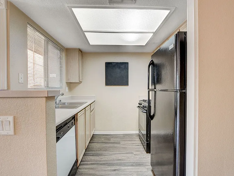 8070 W Russell Rd #1064-11 — Photo 13