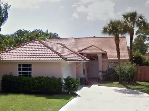 1075 E Lancewood Pl, Delray Beach, FL 33445