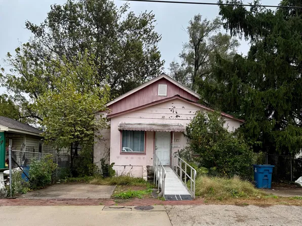 1325 Wall Street, Neosho, MO 64850