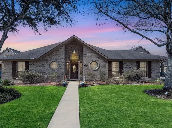 2170 Santa Cruz Ln, League City, TX 77573