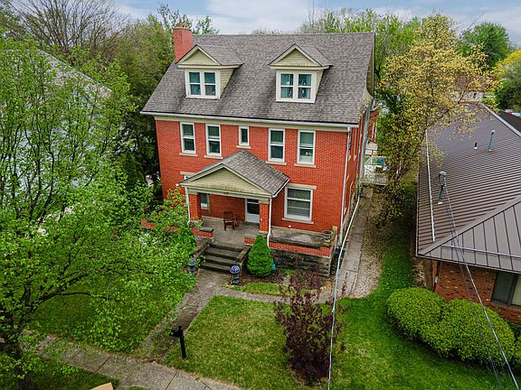 4th image of 217 W High St