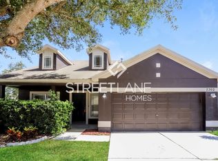 7702 Nottinghill Sky Dr, Apollo Beach, FL 33572