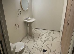 3028 Somerton Rd, Springfield, IL 62702