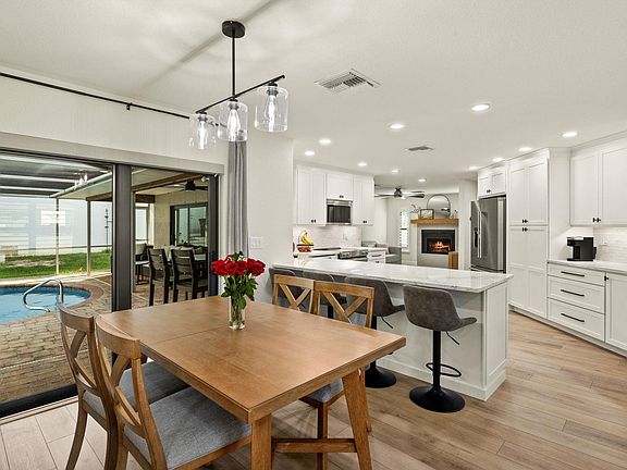 4th image of 6027 Lake Grasmere Way