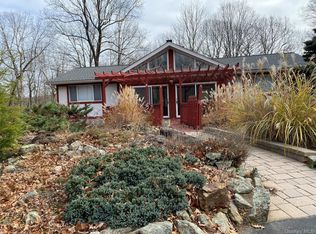 19 Cascade Lake Road, Warwick, NY 10990