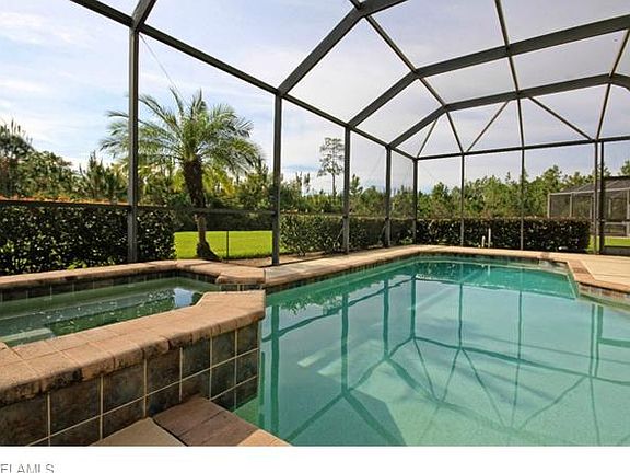 3rd image of 13875 Sorano Ct