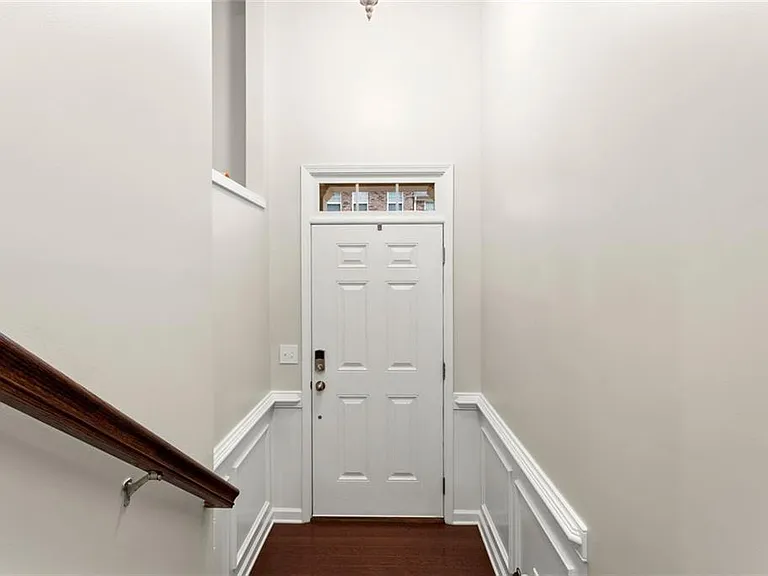 4324 Laurel Creek Ct SE — Photo 3