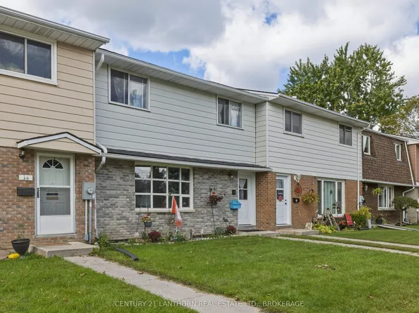 16 Winchester Dr, Greater Napanee, ON K7R 3R2