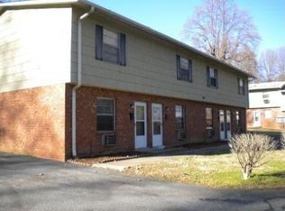 709 Creek Ridge Rd APT C, Greensboro, NC 27406