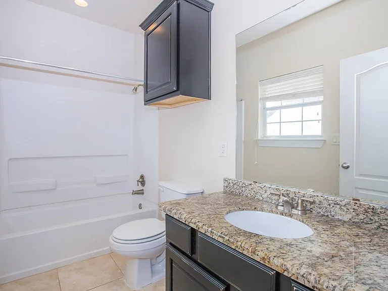 Logan Ridge — Photo 15