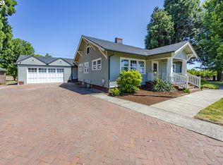 93577 River Rd, Junction City, OR 97448