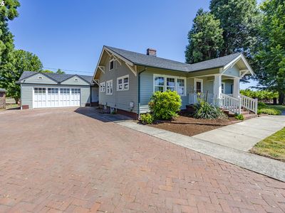 93577 River Rd, Junction City, OR, 97448