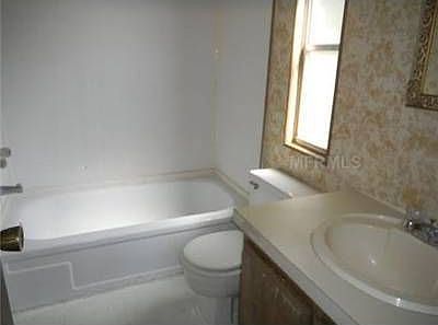 5th image of 3110 Skyview Dr