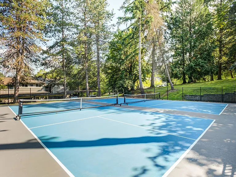 Skyline Redmond — Photo 27