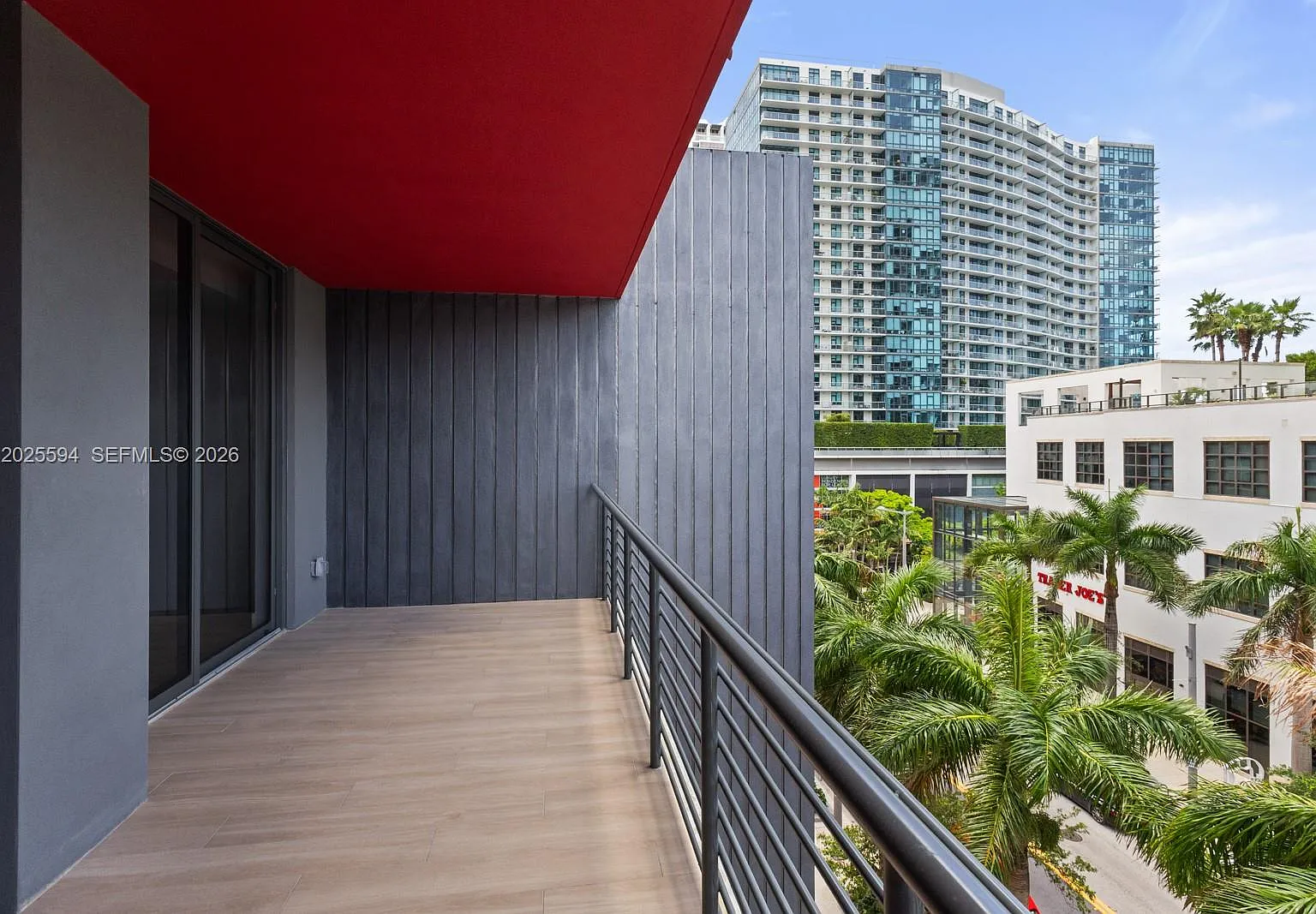 The Standard Midtown — Photo 2