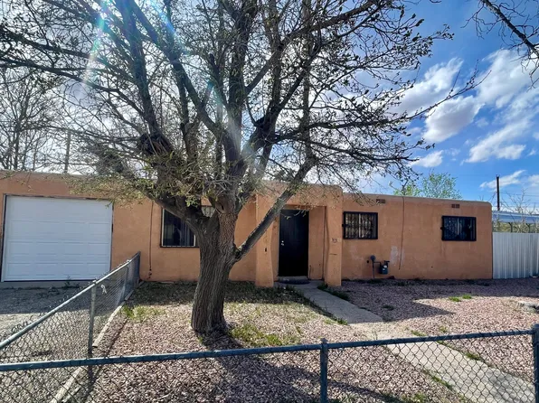 375 57th St NW, Albuquerque, NM 87105