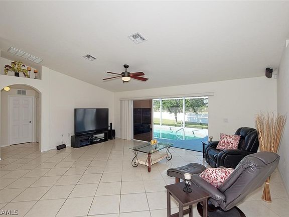 5th image of 3510 NE 12th Ct