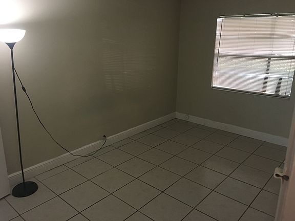 3rd image of 5750 Chipola Cir