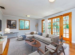 20 Stonewood Dr, Newton, MA 02459