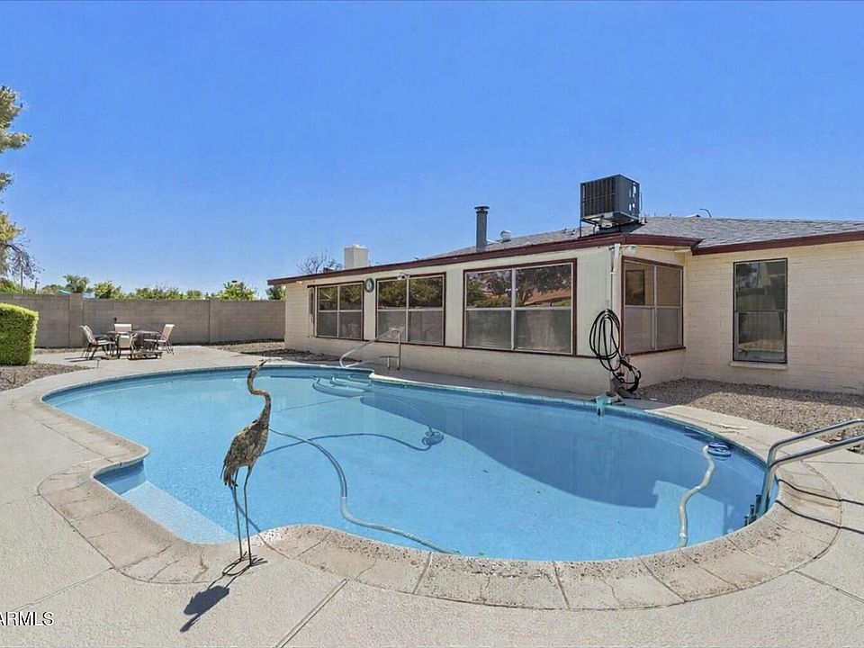 1st image of 908 W LAGUNA AZUL Avenue