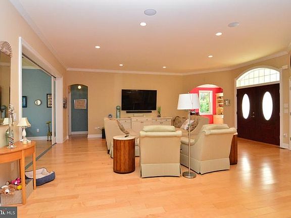 5th image of 37774 Bay Harbor Cir