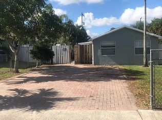 233 Broward Ave, Greenacres, FL 33463