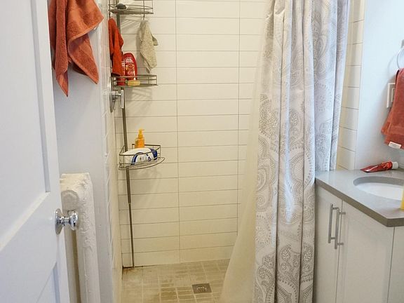 3rd image of 93 Harvard St #4