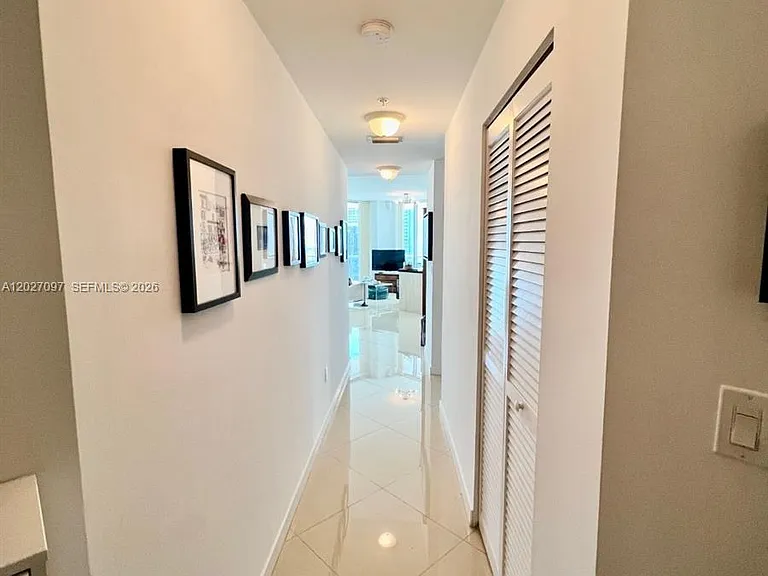 1111 SW 1st Ave #3419 — Photo 2