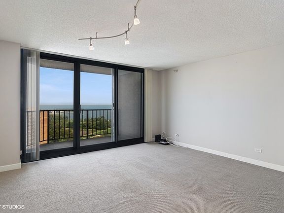 5th image of 3660 N Lake Shore Dr APT 2110