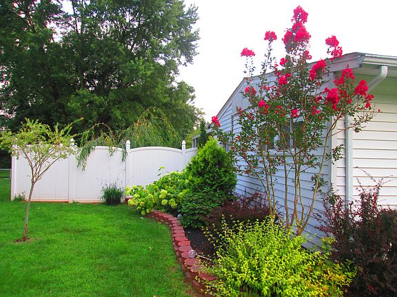Summer Color Curb Appeal