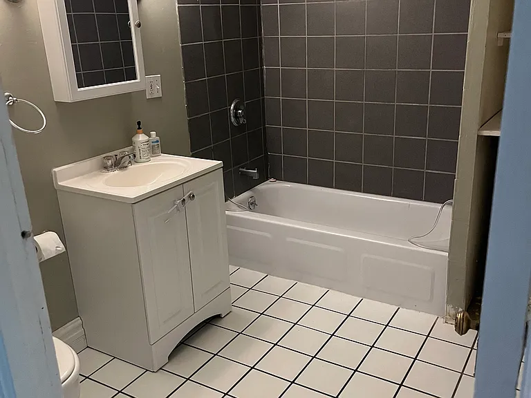 3016 Irving Ave S #C — Photo 14