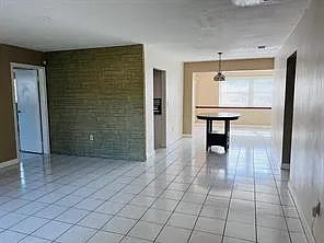 8136 NW 21st Ct — Photo 10