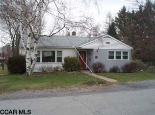 121 Noll St, Pleasant Gap, PA 16823