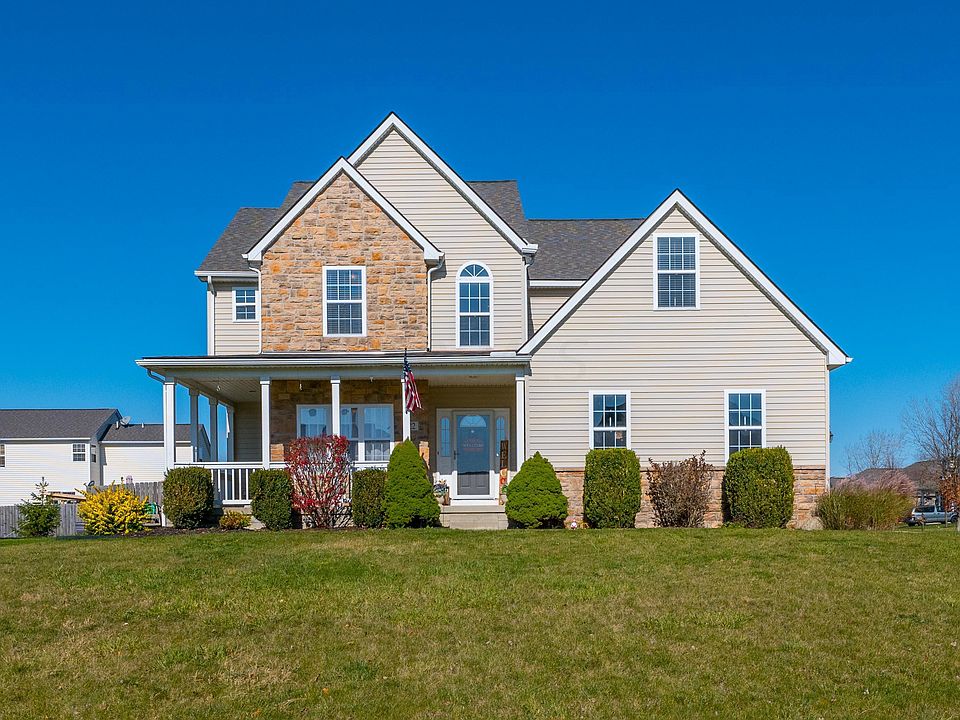 1st image of 22 Wildflower Dr