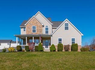 22 Wildflower Dr, Centerburg, OH 43011
