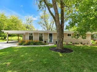 510 Wicklow Dr, Ballwin, MO 63021