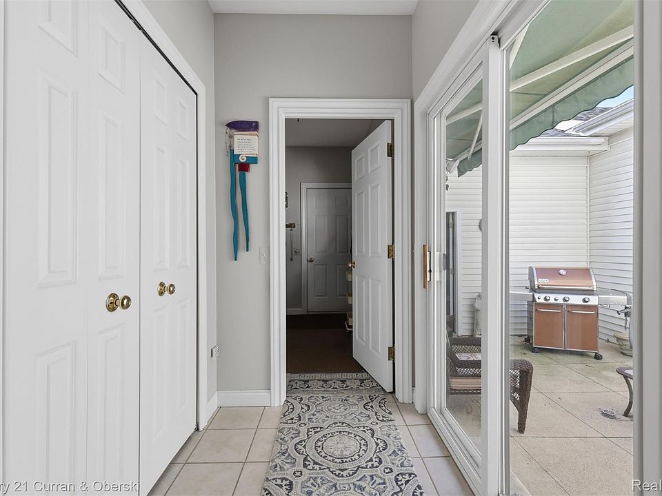 21745 Garrison St, photo 20