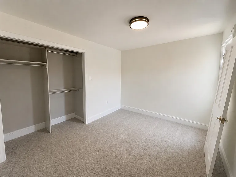 203 N Main St — Photo 4