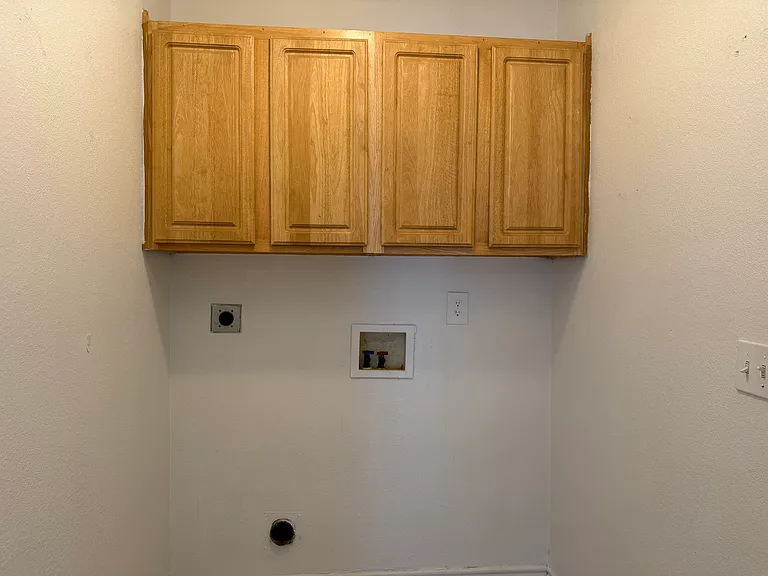 5500 David Strickland Rd — Photo 24