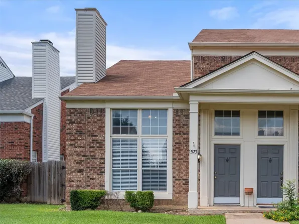 1523 Creek Bank Ln, Arlington, TX 76014