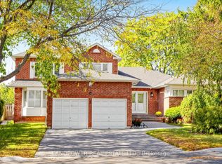2 Ambleside Cres, Markham, ON L3R7T1