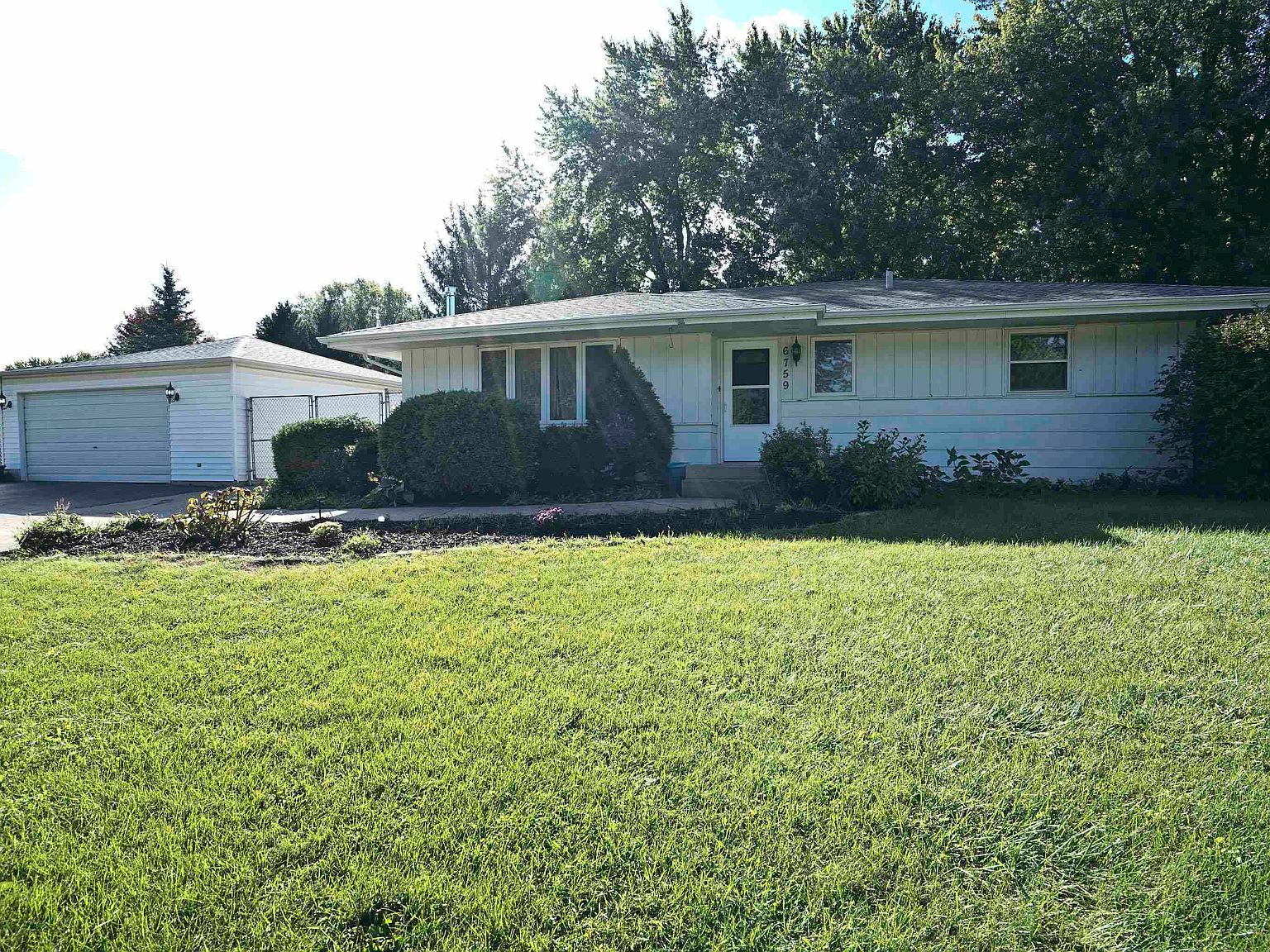 6759 Country Ln, Rockford, IL 61109 | Zillow