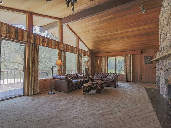 5th image of 11411 N Umpqua Hwy