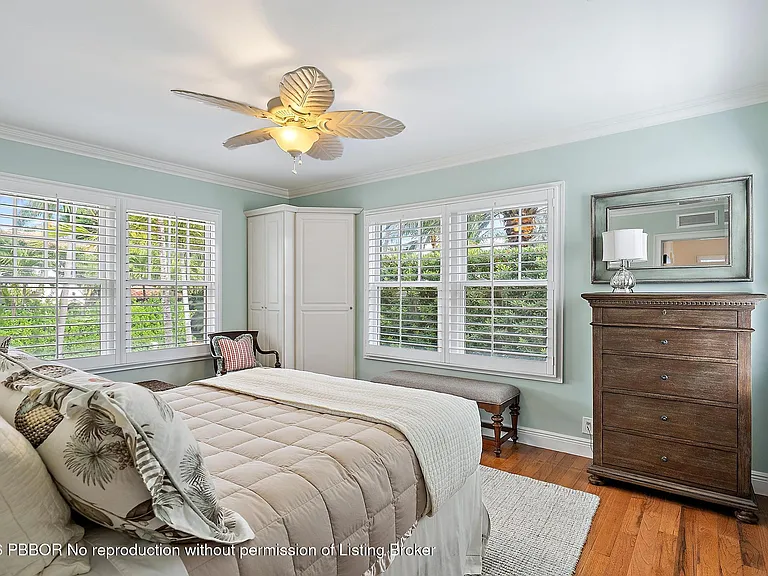240 Seabreeze Ave — Photo 18