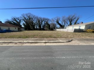 424 2nd St SW #20, Hickory, NC 28602