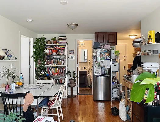 Rented by Geraldine Capasso, LREB | media 20