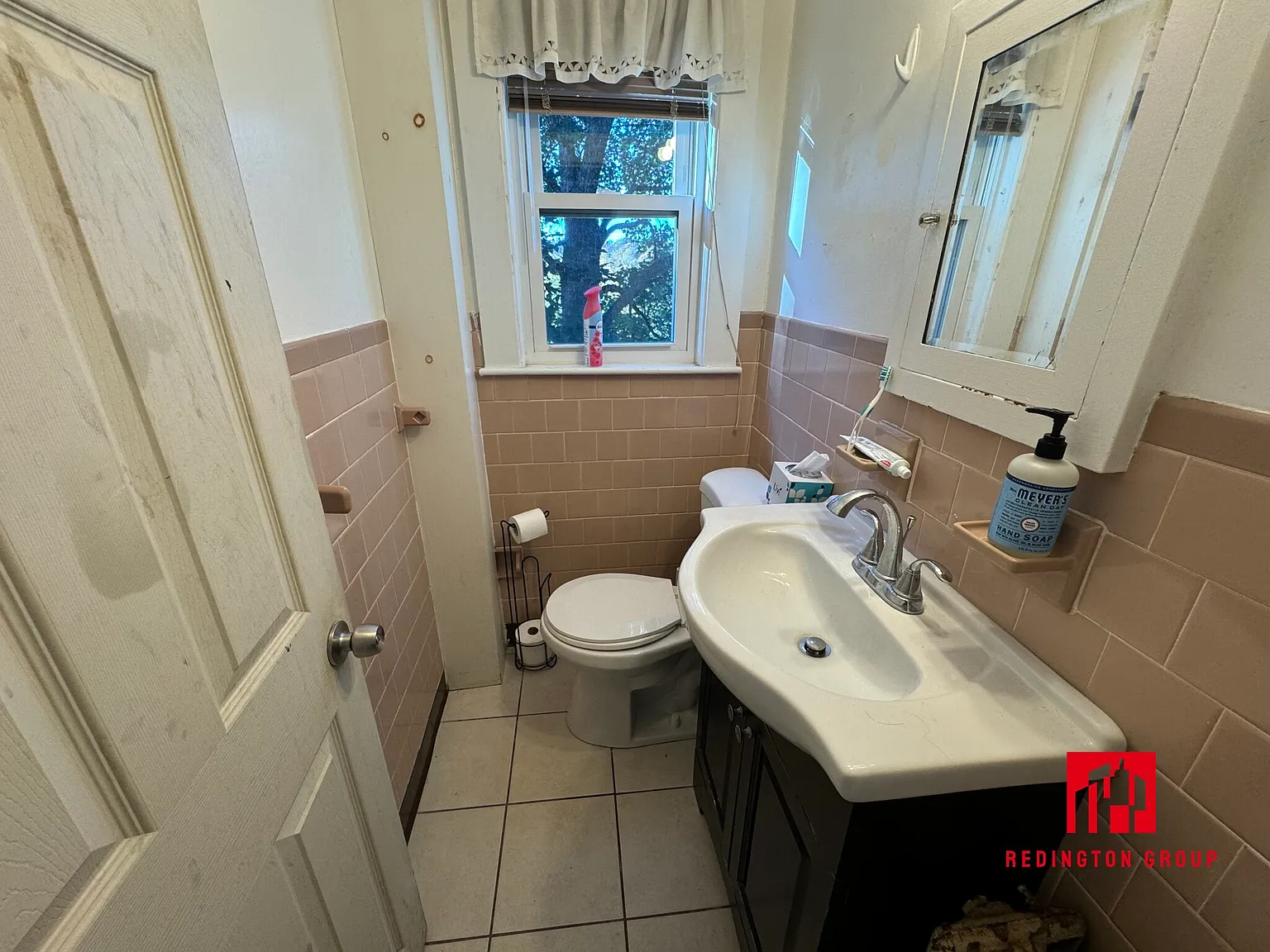7 bed, 3.0 bath, $8,500 — Photo 3