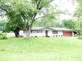 6161 Halverson Dr, Rockford, IL