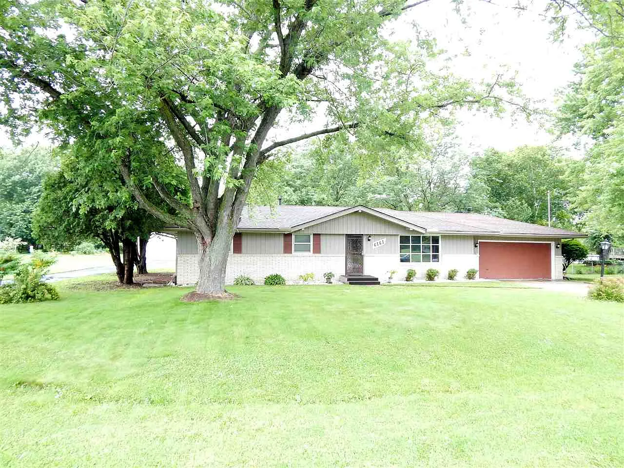 6161 Halverson Dr photo 1